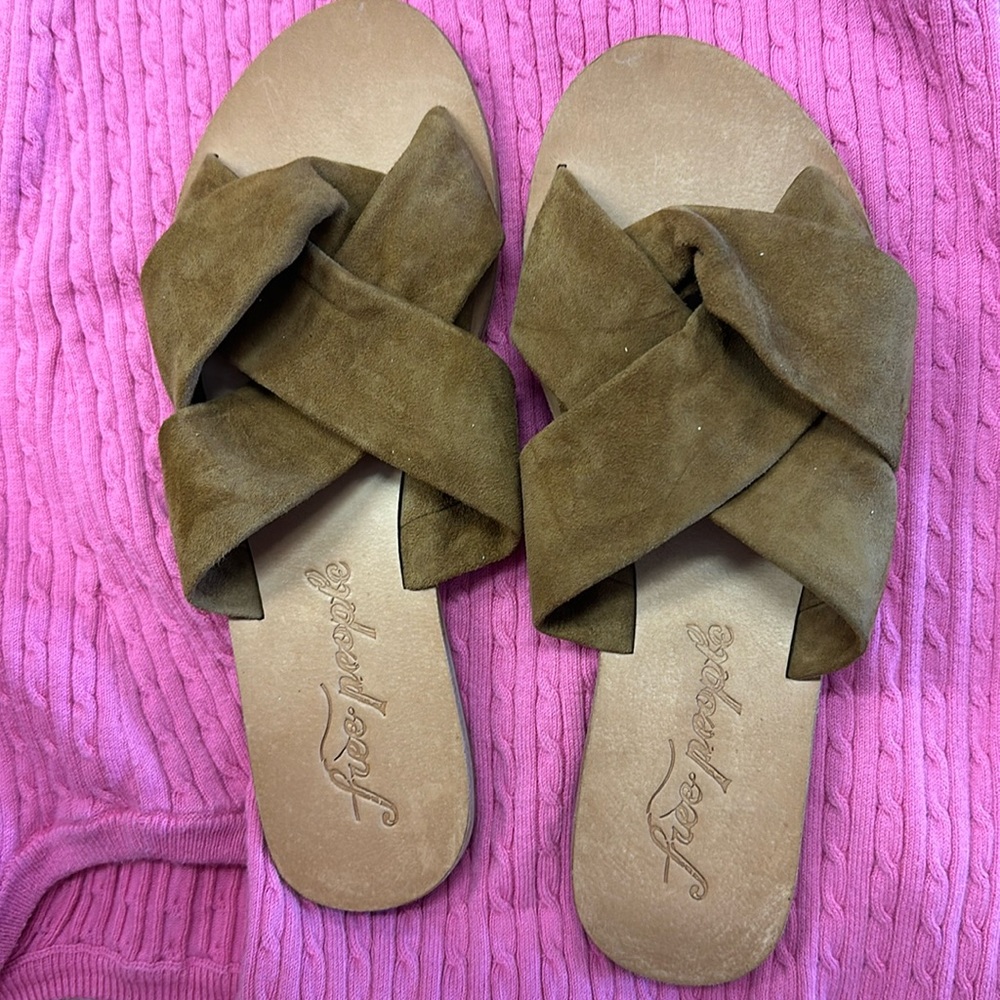 NWOT Free people suede slides never worn size 36 plastic still on bottom
